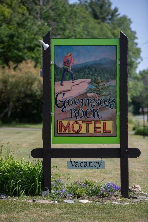 Governor'S Rock Motel Shaftsbury Exterior photo